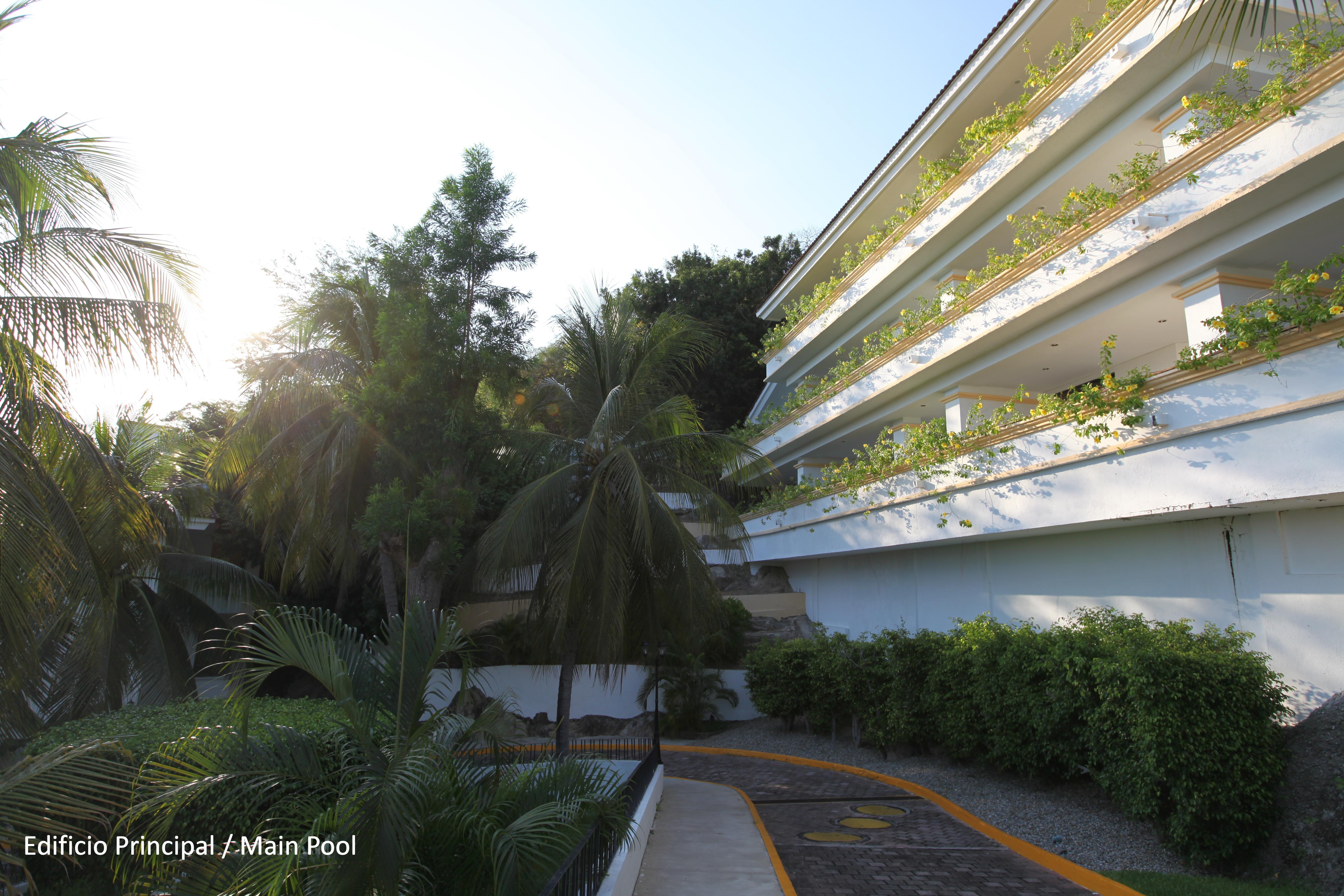 Park Royal Beach Huatulco Hotel Tangolunda Exterior photo