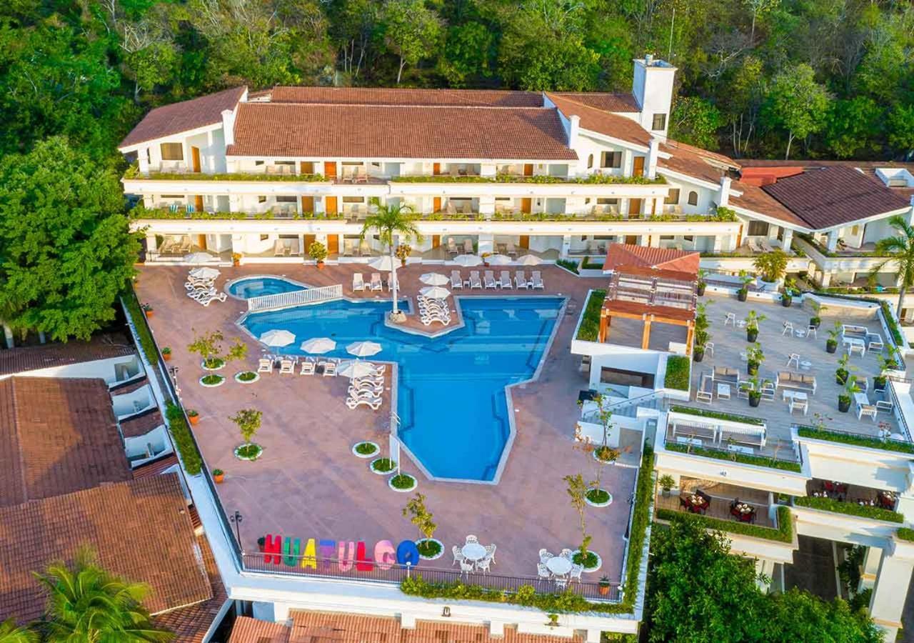 Park Royal Beach Huatulco Hotel Tangolunda Exterior photo