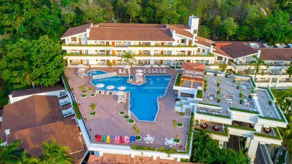 Park Royal Beach Huatulco Hotel Tangolunda Exterior photo